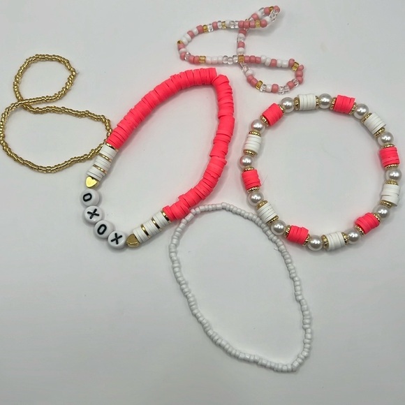 XOXO Letter Pink and Gold Valentine’s Bracelet Stack - Picture 3 of 4